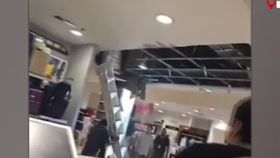 VIDEO Un tavan din Mexic s-a prăbușit din cauza ploii puternice. Ce a provocat incidentul?